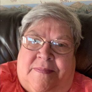 Meet your Posher, Constance